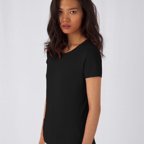 Inspire Plus T/ Women_° Thumbnail